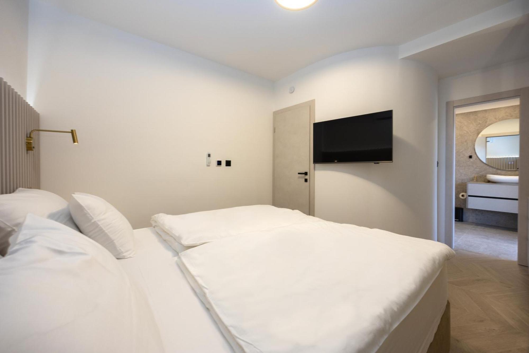 טרוגיר Villa Roma Sauna And Hydrotherapy Pool מראה חיצוני תמונה